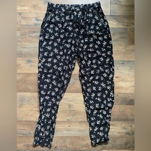 Forever 21 Floral Pants